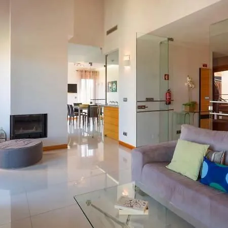 Sleeps 4 With Air Con And Wifi Appartamento *