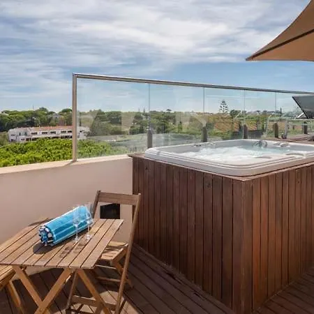 Sleeps 4 With Air Con And Wifi Appartamento